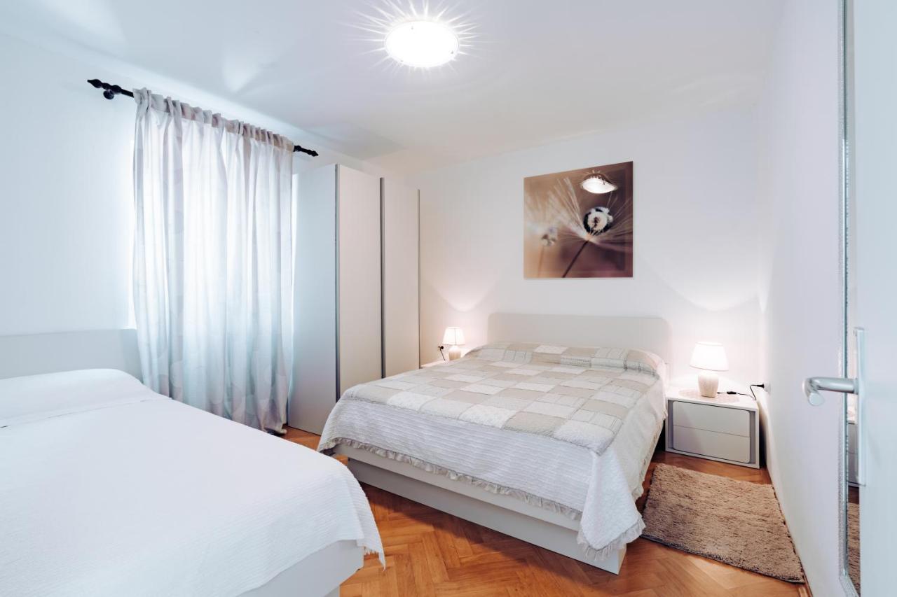 Guest House Sakarun Вели-Рат Экстерьер фото