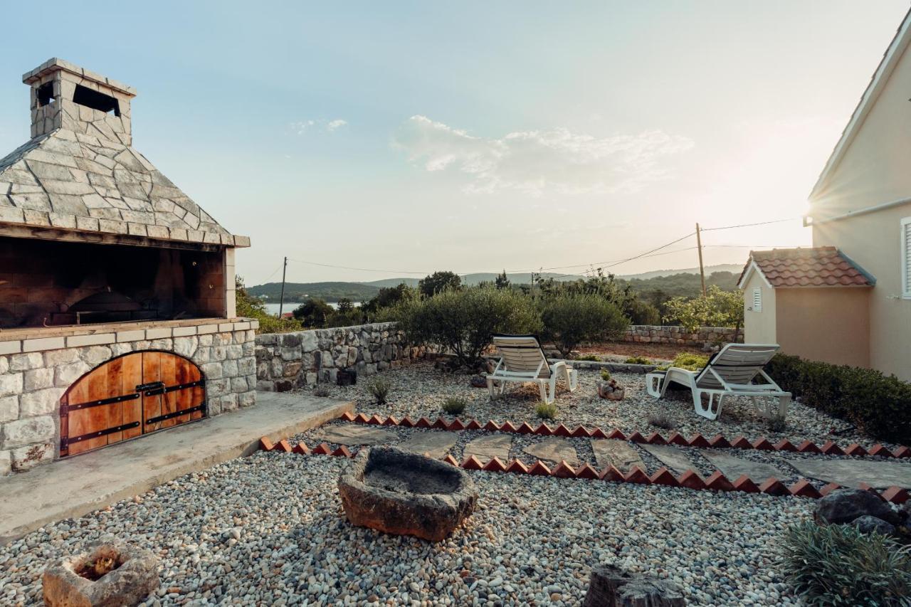 Guest House Sakarun Вели-Рат Экстерьер фото