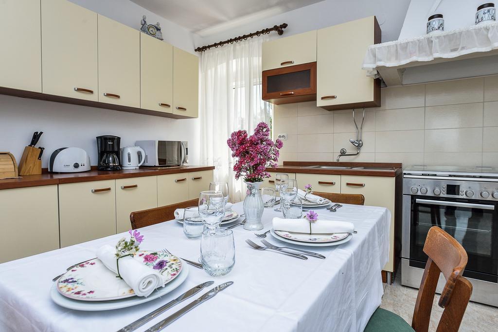 Guest House Sakarun Вели-Рат Экстерьер фото